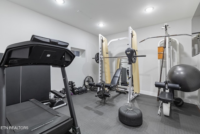 9401 Shirley Ann Rd, Kodak, TN 37764 - exercise area with recessed lighting