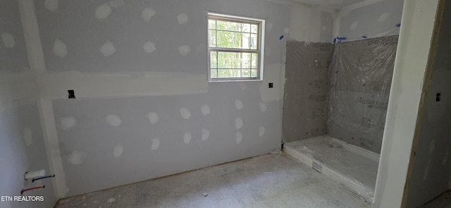 2333 Arrow Trl, Monterey, TN 38574 - bathroom featuring walk in shower