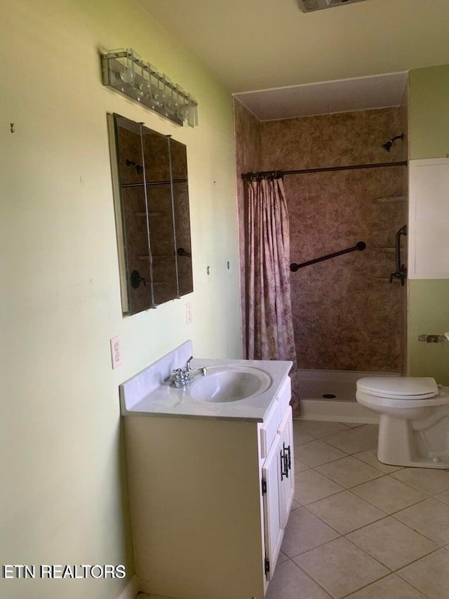 1315 Winchester Ave, Middlesboro, KY 40965 - full bath with vanity, a stall shower, and tile patterned flooring