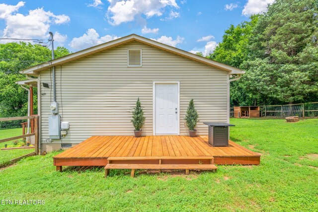 555 N Trigonia Rd, Greenback, TN 37742 - rear view of property featuring a wooden deck