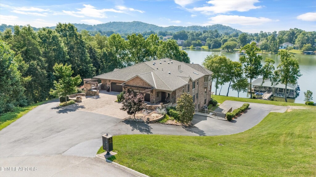 3834 Lake Pointe Dr, Kingston, TN 37763 - photo 1