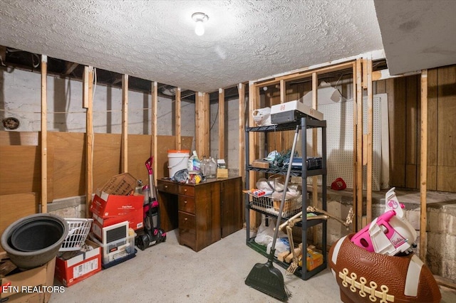 330 Dilbeck Ln, Caryville, TN 37714 - view of unfinished basement