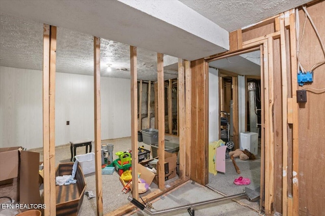 330 Dilbeck Ln, Caryville, TN 37714 - unfinished basement featuring a textured ceiling