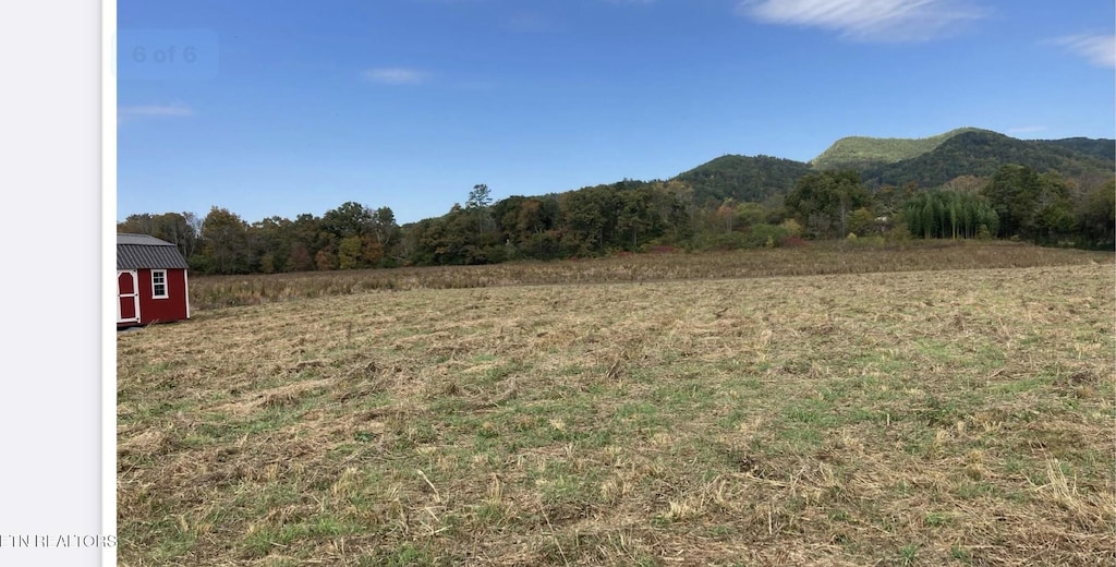 127 Tree Top Ln, Tellico Plains, TN 37385