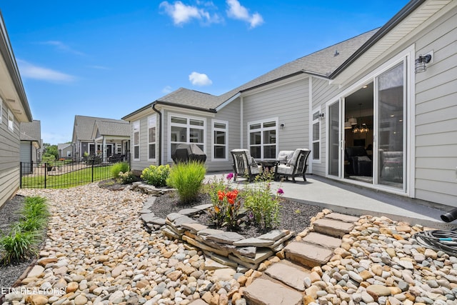 402 Sycamore Pl, Loudon, TN 37774 - rear view of property featuring a patio and a shingled roof