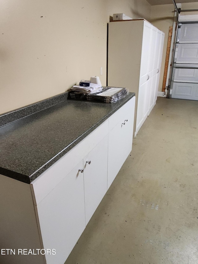 715 Cedar Ln Unit 135, Knoxville, TN 37912 - view of garage