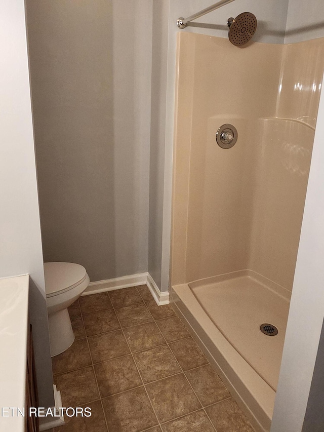 715 Cedar Ln Unit 135, Knoxville, TN 37912 - full bath featuring a stall shower and tile patterned flooring
