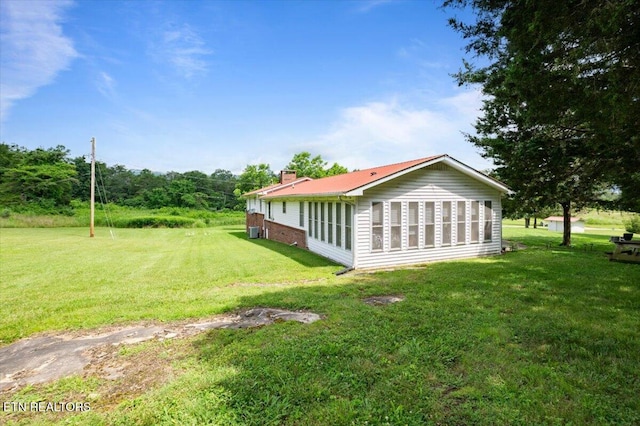 288 Forks Grove Rd, Lafollette, TN 37766 - view of grassy yard