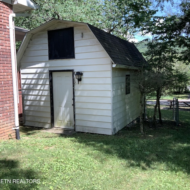 195 Hamblin St, New Tazewell, TN 37825 - view of outdoor structure