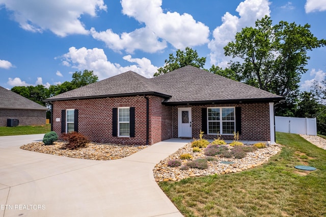 1916 Griffitts Mill Cir, Maryville, TN 37803 - photo 1