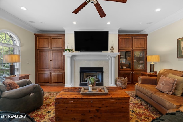 112 Reed Cir, Johnson City, TN 37601 - living area featuring ceiling fan, light wood-style flooring, crown molding, a fireplace, and recessed lighting