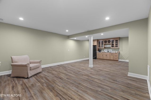 112 Reed Cir, Johnson City, TN 37601 - unfurnished room featuring bar with sink, dark wood finished floors, and recessed lighting