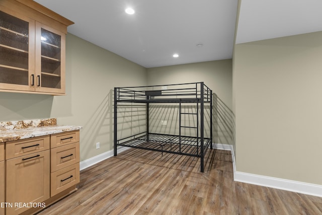 112 Reed Cir, Johnson City, TN 37601 - stairs featuring wood finished floors and recessed lighting