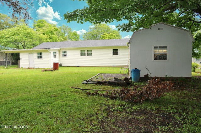 8025 Sharp Rd, Powell, TN 37849 - rear view of house with a yard