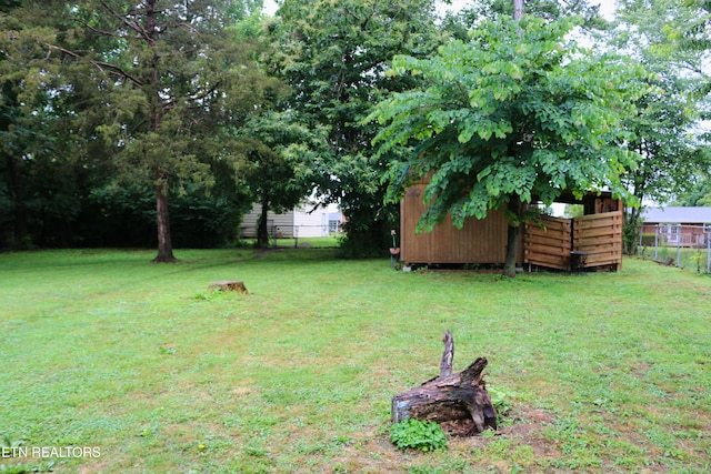 8025 Sharp Rd, Powell, TN 37849 - view of yard with a storage shed