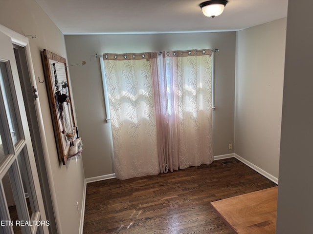 8025 Sharp Rd, Powell, TN 37849 - unfurnished room with wood finished floors