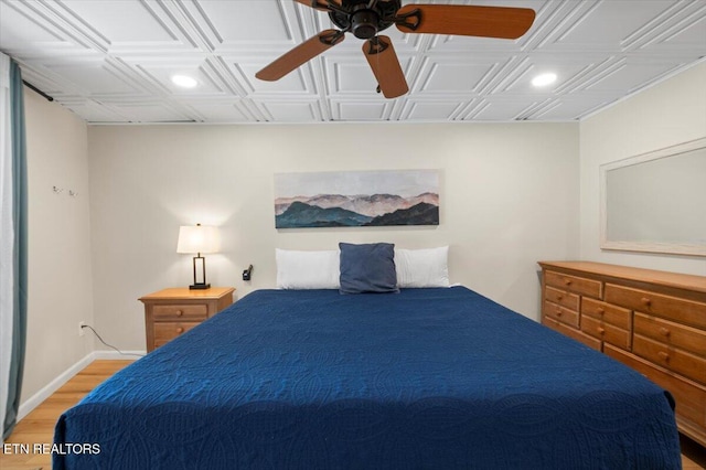 824 Deerfield Way, Lafollette, TN 37766 - bedroom featuring light wood-style floors, an ornate ceiling, recessed lighting, and a ceiling fan