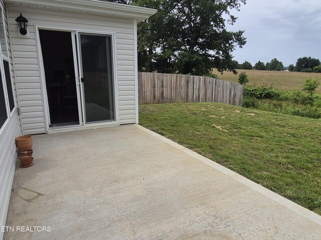 7515 Grasshopper Ln, Corryton, TN 37721 - view of patio