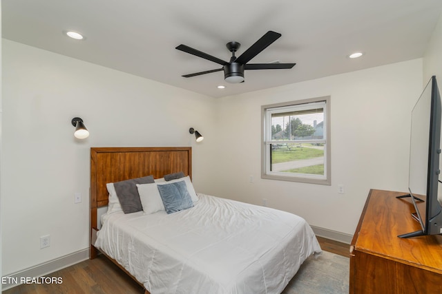 713 Concord Rd, Knoxville, TN 37934 - bedroom featuring dark wood-style floors, recessed lighting, and a ceiling fan
