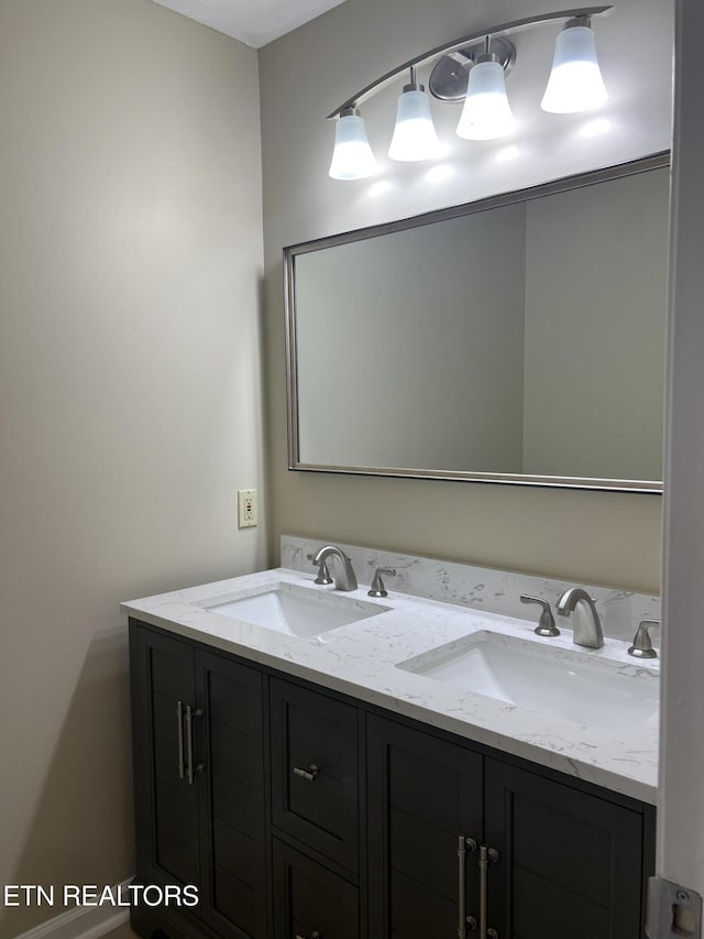 112 Olympia Dr, Alcoa, TN 37701 - bathroom with double vanity