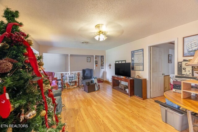 1303 Stevens Ln, Lenoir City, TN 37771 - photo 12