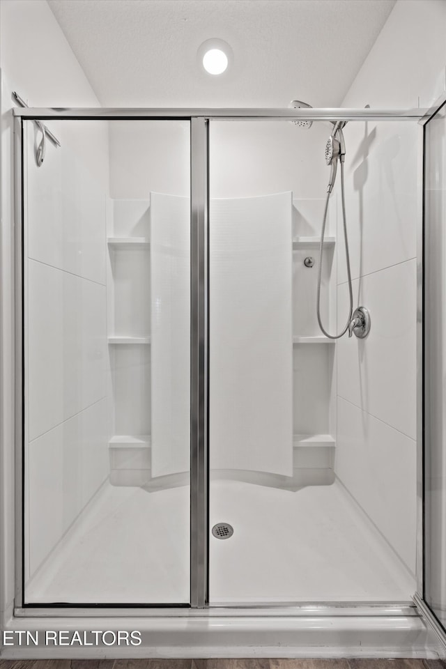 1171 Hampton Place Cir, Loudon, TN 37774 - bathroom featuring a shower stall