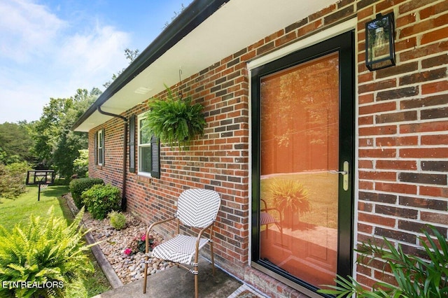 382 Tionesta Dr, Jacksboro, TN 37757 - property entrance with brick siding