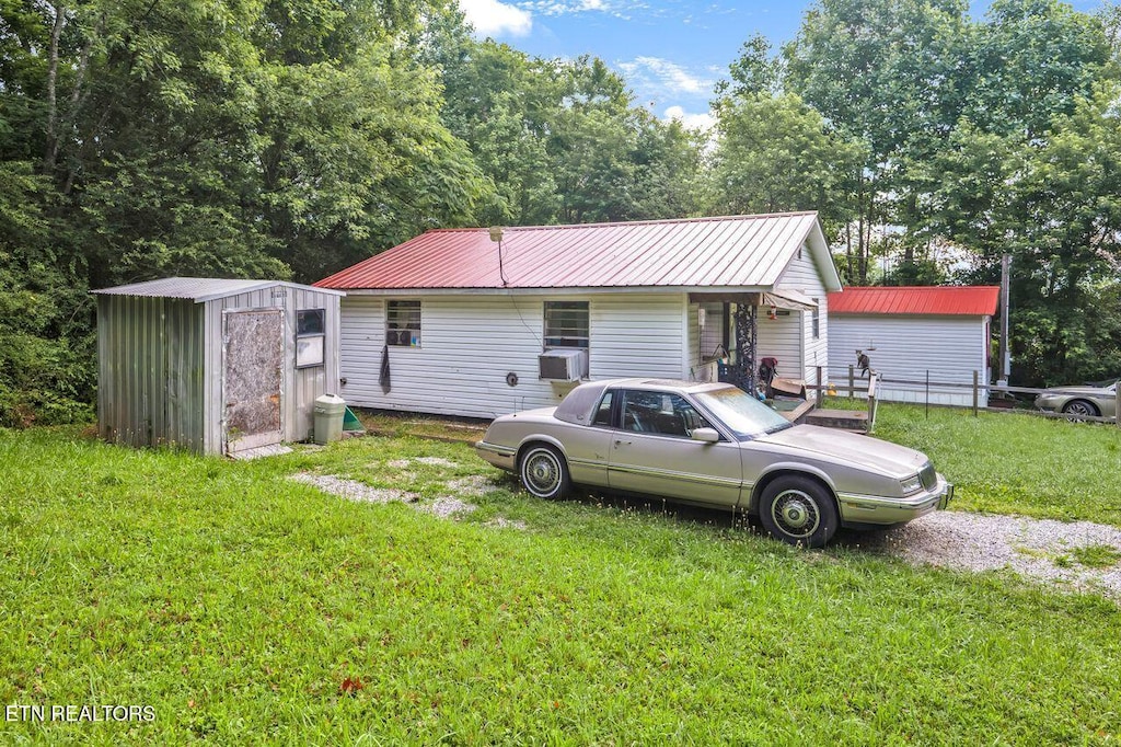516 Sheldon Dr, Harriman, TN 37748 - photo 3