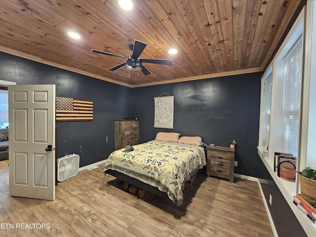 2824 W Cumberland Ave, Middlesboro, KY 40965 - bedroom with crown molding, wood finished floors, wood ceiling, recessed lighting, and a ceiling fan