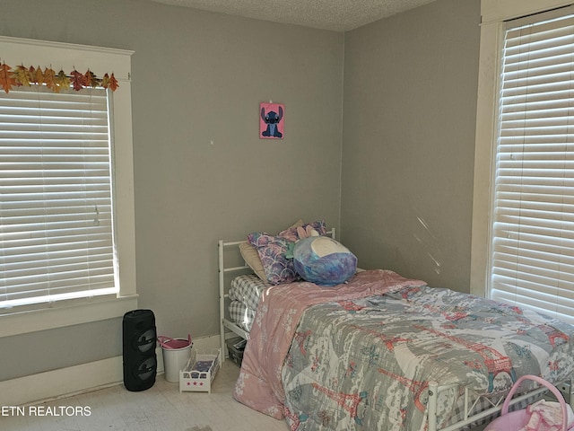 2824 W Cumberland Ave, Middlesboro, KY 40965 - view of bedroom