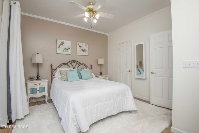 127 Kiowa Way, Loudon, TN 37774 - bedroom with crown molding, wood finished floors, and ceiling fan