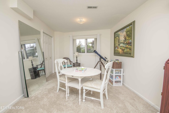127 Kiowa Way, Loudon, TN 37774 - dining room featuring light colored carpet