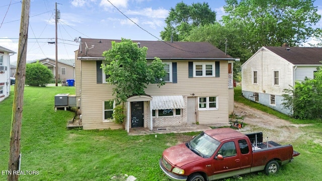 921 Unaka St, Harriman, TN 37748 - photo 1