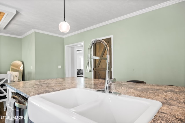 238 Mac Ivey Ln, Lafollette, TN 37766 - kitchen with crown molding and hanging light fixtures