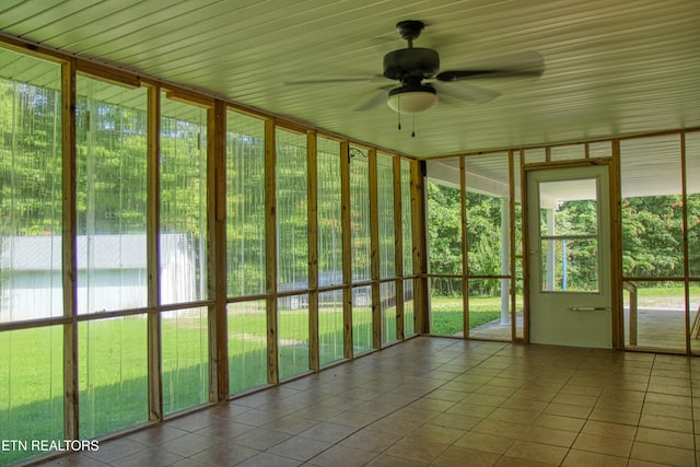280 Joe Barrnet, Jamestown, TN 38556 - photo 31