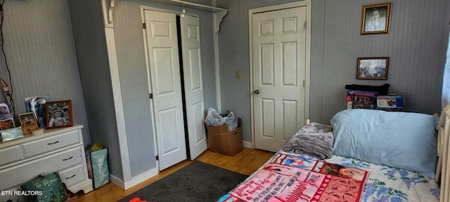 1591 Big Ridge Rd, Spring City, TN 37381 - bedroom with wood finished floors