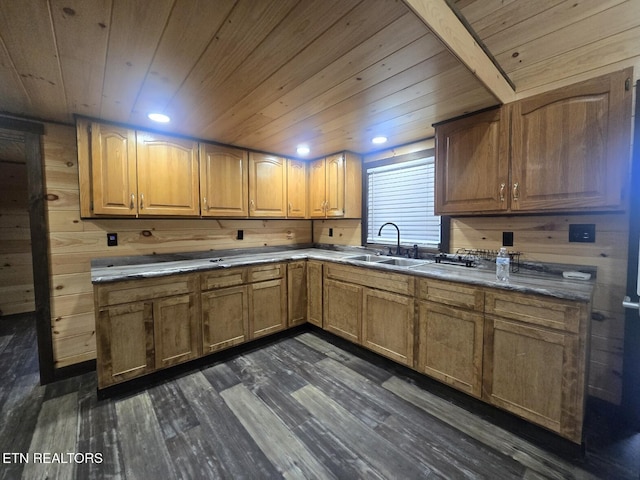 2365 Mountain View Rd, Robbins, TN 37852