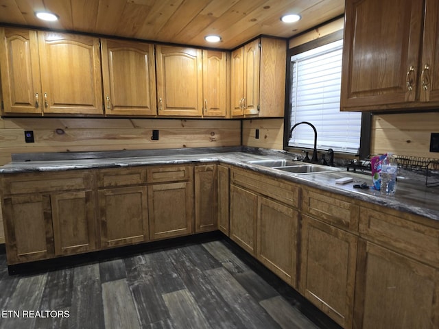 2365 Mountain View Rd, Robbins, TN 37852