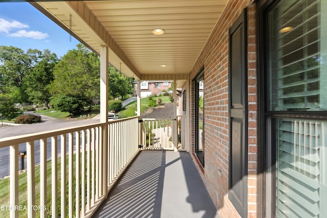 8808 Cedar Springs Ln, Knoxville, TN 37923 - view of porch