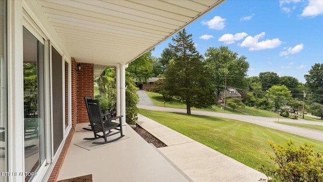 300 Clearfield Rd, Knoxville, TN 37922 - covered porch with a yard