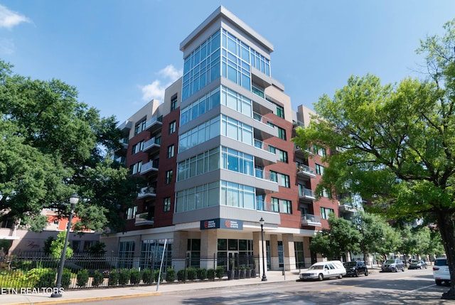 333 W Depot Ave Unit 208, Knoxville, TN 37917 - photo 1