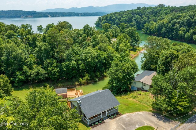 922 Campfire Pt, Dandridge, TN 37725 - photo 35
