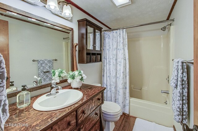 922 Campfire Pt, Dandridge, TN 37725 - photo 23