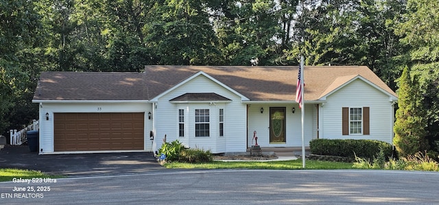 33 Tulip Ct, Crossville, TN 38555 - photo 1