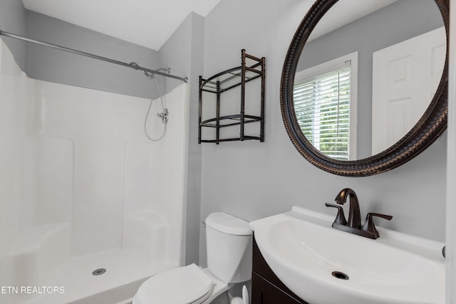 10609 Sprawls Pt, Knoxville, TN 37932 - full bath with a shower and vanity