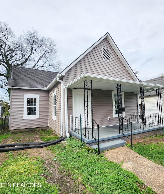 1617 Worth St, Knoxville, TN 37917 - photo 2