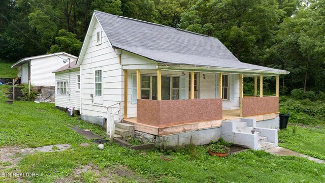 302 Woody Ave, Harriman, TN 37748 - photo 11