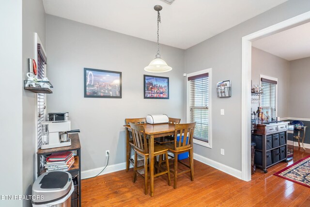121 Fallberry St, Oak Ridge, TN 37830 - dining area featuring wood finished floors and baseboards