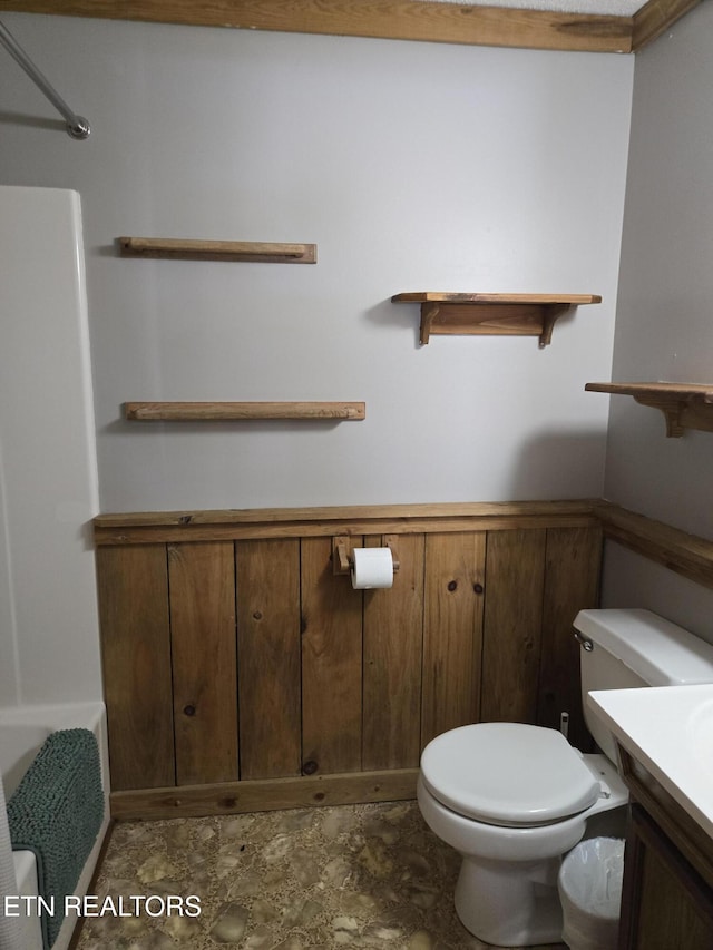 3636 Pickett Park Hwy, Jamestown, TN 38556 - full bath with vanity and shower / bath combination