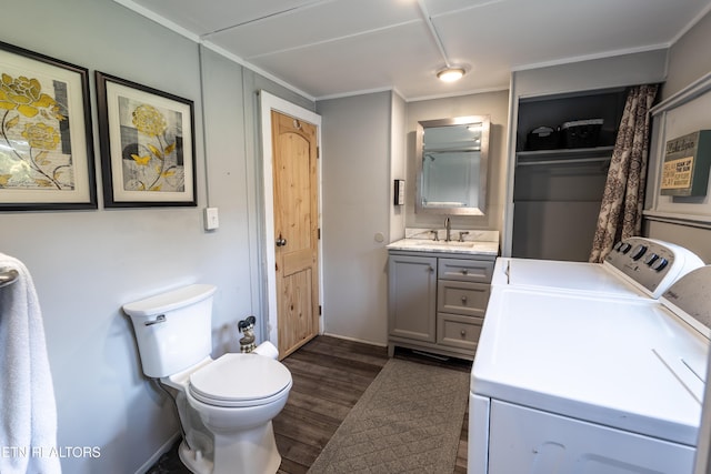 1595 Wa Ni Village Rd, Rutledge, TN 37861 - full bath featuring independent washer and dryer, vanity, wood finished floors, and ornamental molding